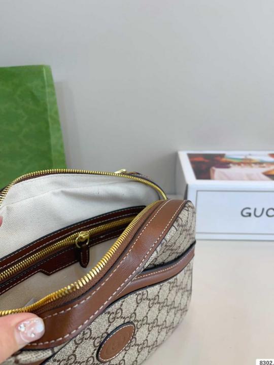 Gucci_GG_Supreme_Messenger_Unisex_Bag_Brown_Leather_With_OG_Box_&_Carry_Bag_645452(LB)