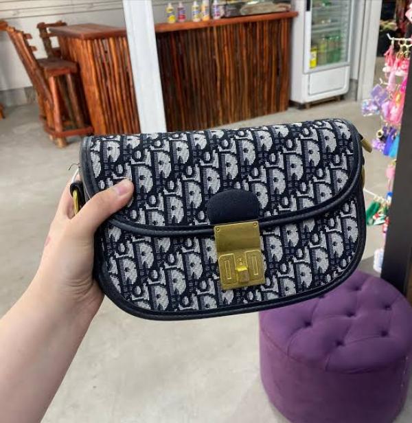 Christian_Dior_Oblique_Monogram_Bag_With_Bill_OG_Box_&_Dust_Bag_78806_Black(LB)