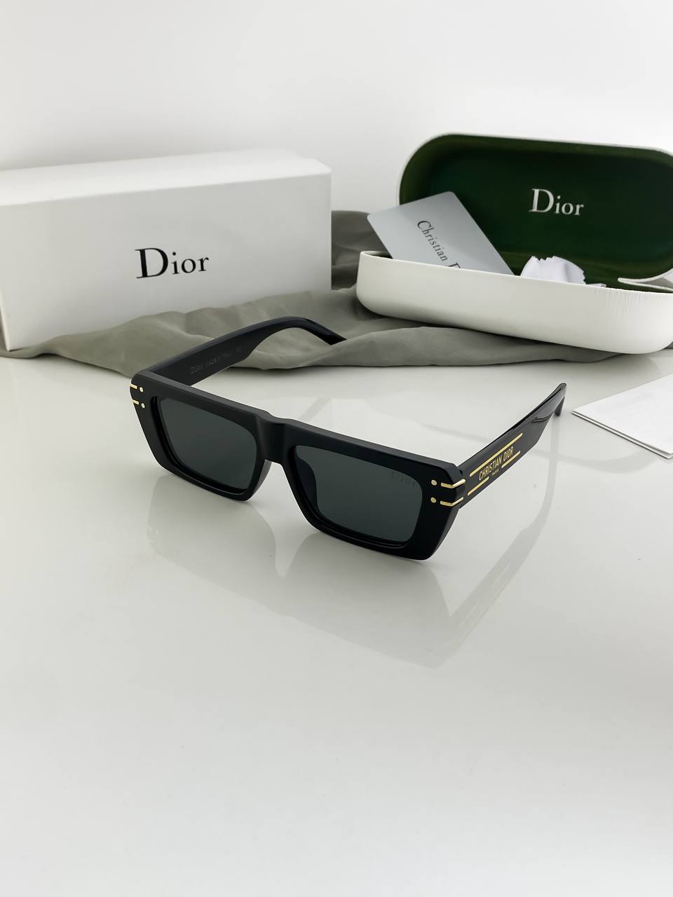 Diorr Black Gold Ultimate Luxury Shade