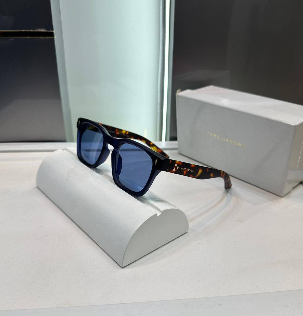 Marc Jaobb Ultimate Luxury Shade 1125
