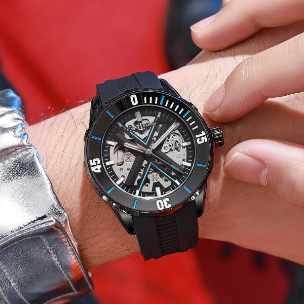 Ulysee Nardin Diver Skeleton
