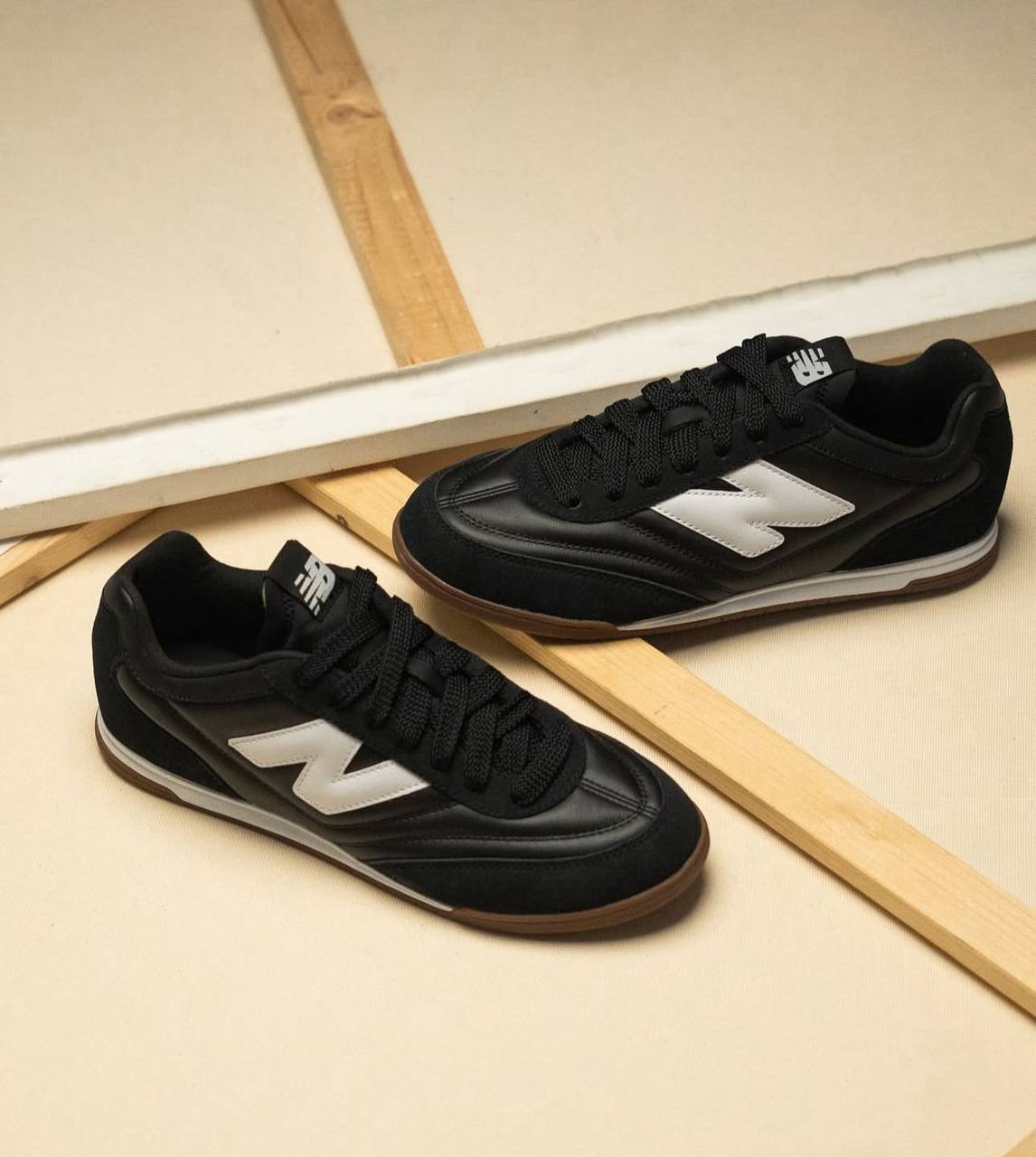 New Balance RC42 Black