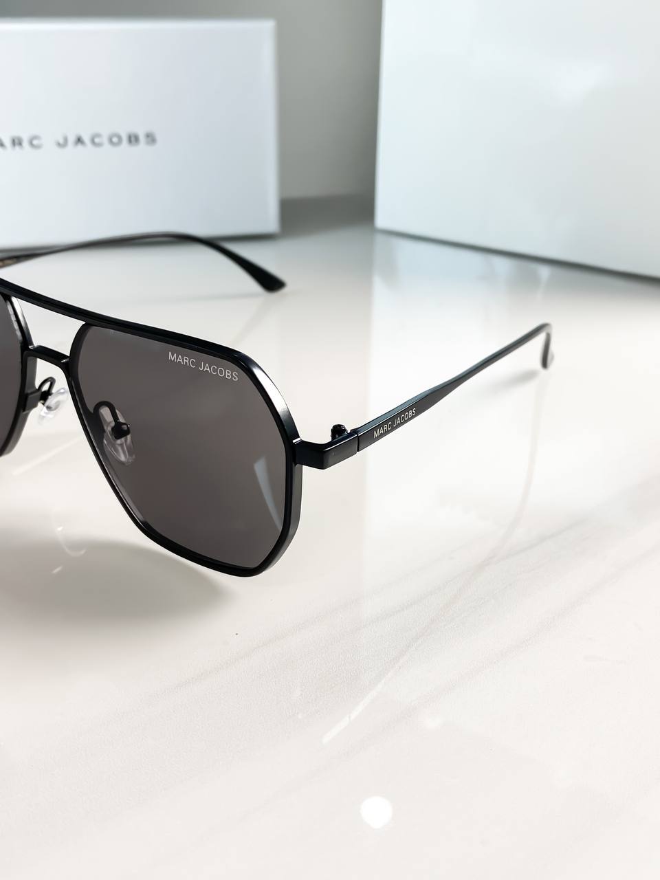 Marc Jacobs sunglass